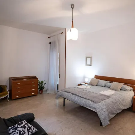 In The Heart Of Trastevere Apartmán Řím